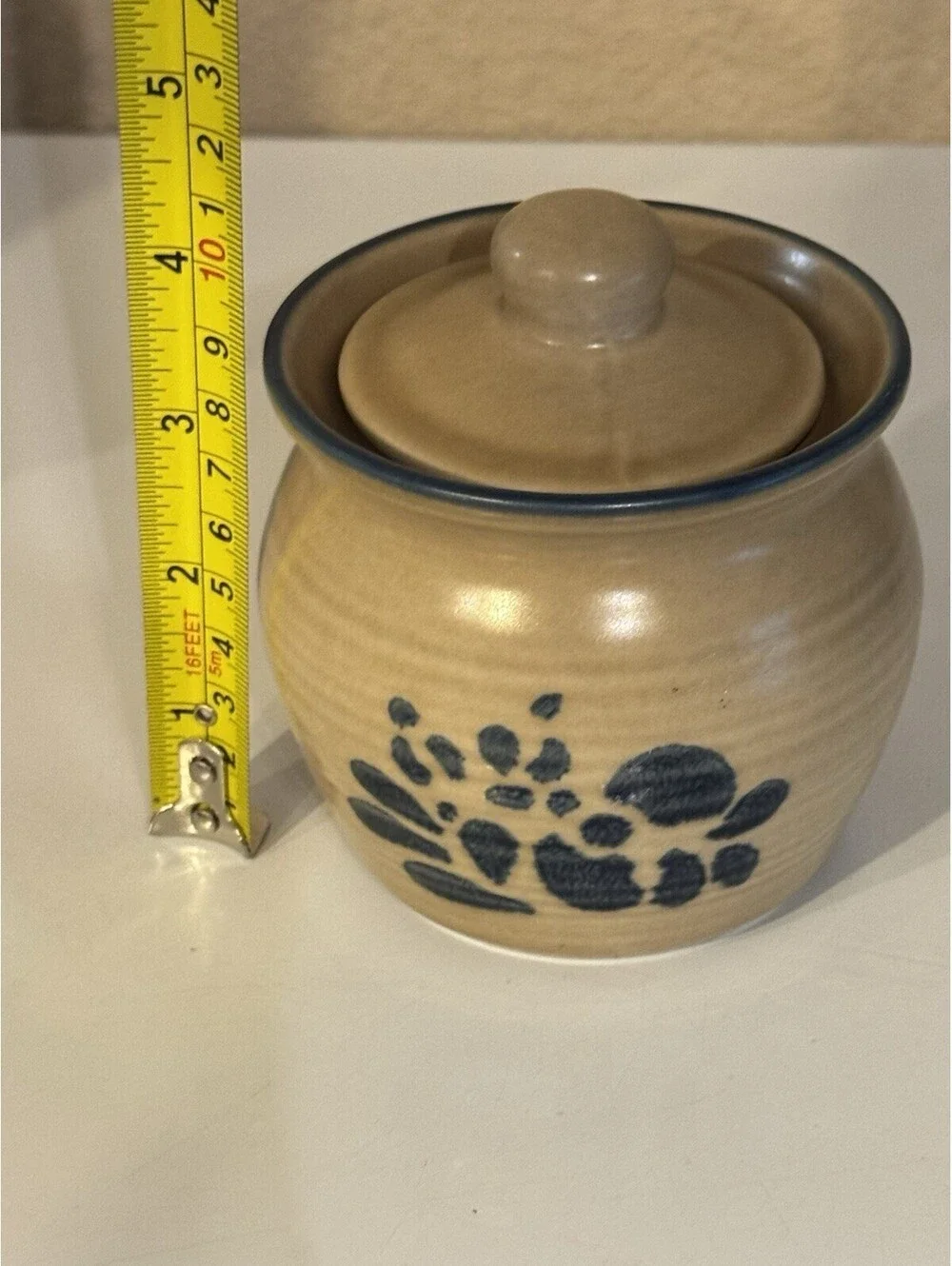 Pfaltzgraff USA Stoneware Lidded Sugar Canister Jar Beige Blue Floral Round